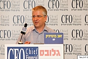 זאב בוטויניק: "המשחק בין חיסכון בעלויות למזעור סיכונים הוא האתגר"